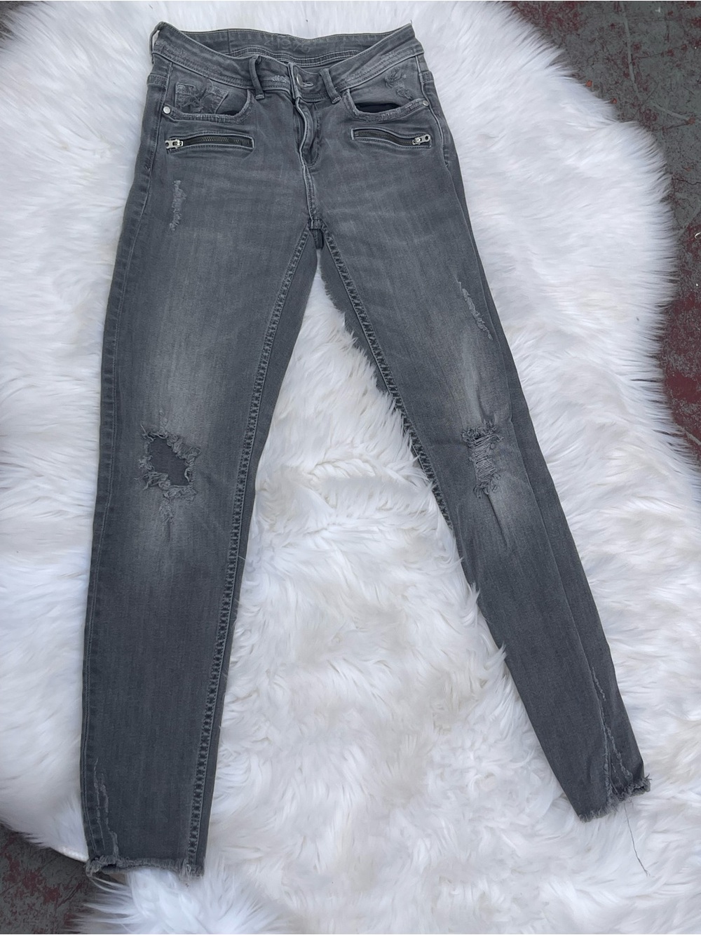 Zara Gray Distressed Skinny Jeans